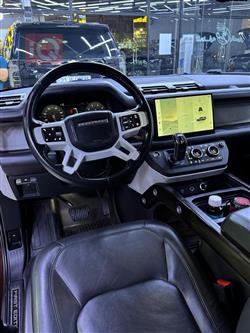 لاند ڕۆڤەر دیفێندەر